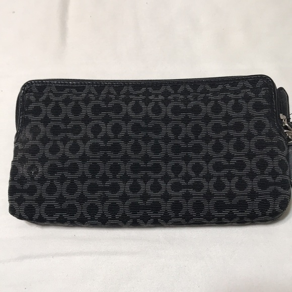 Coach signature wallet with multiple compartments and leather trim - Picture 2 of 4